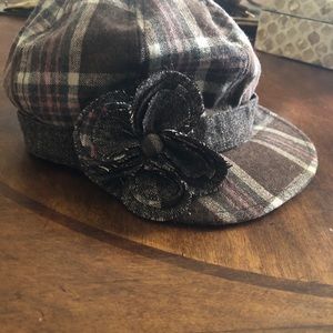 Tricia newsboy hat. Polyester wool blend